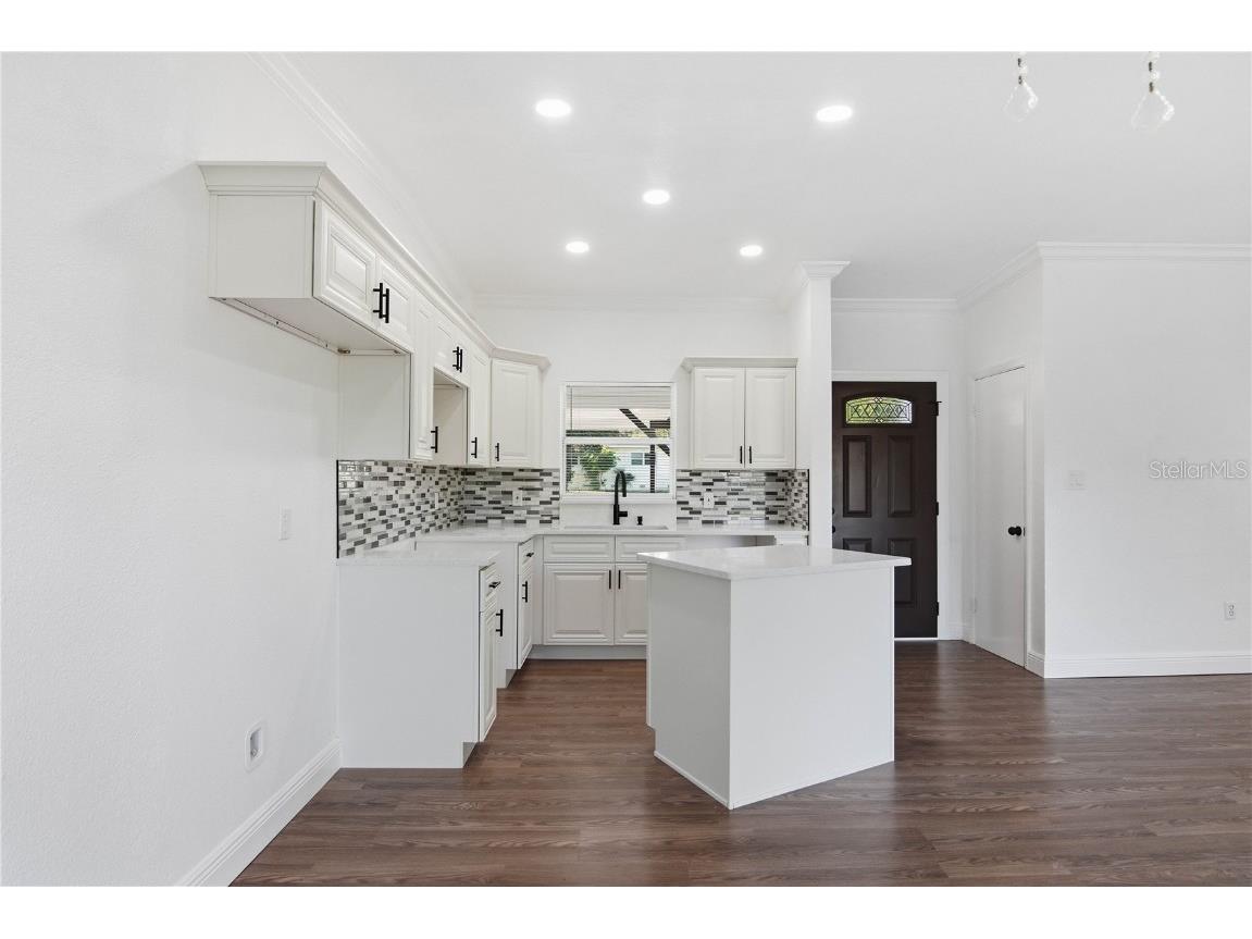 5601 Meridian Way Orlando FL 32808 O6356948 image7