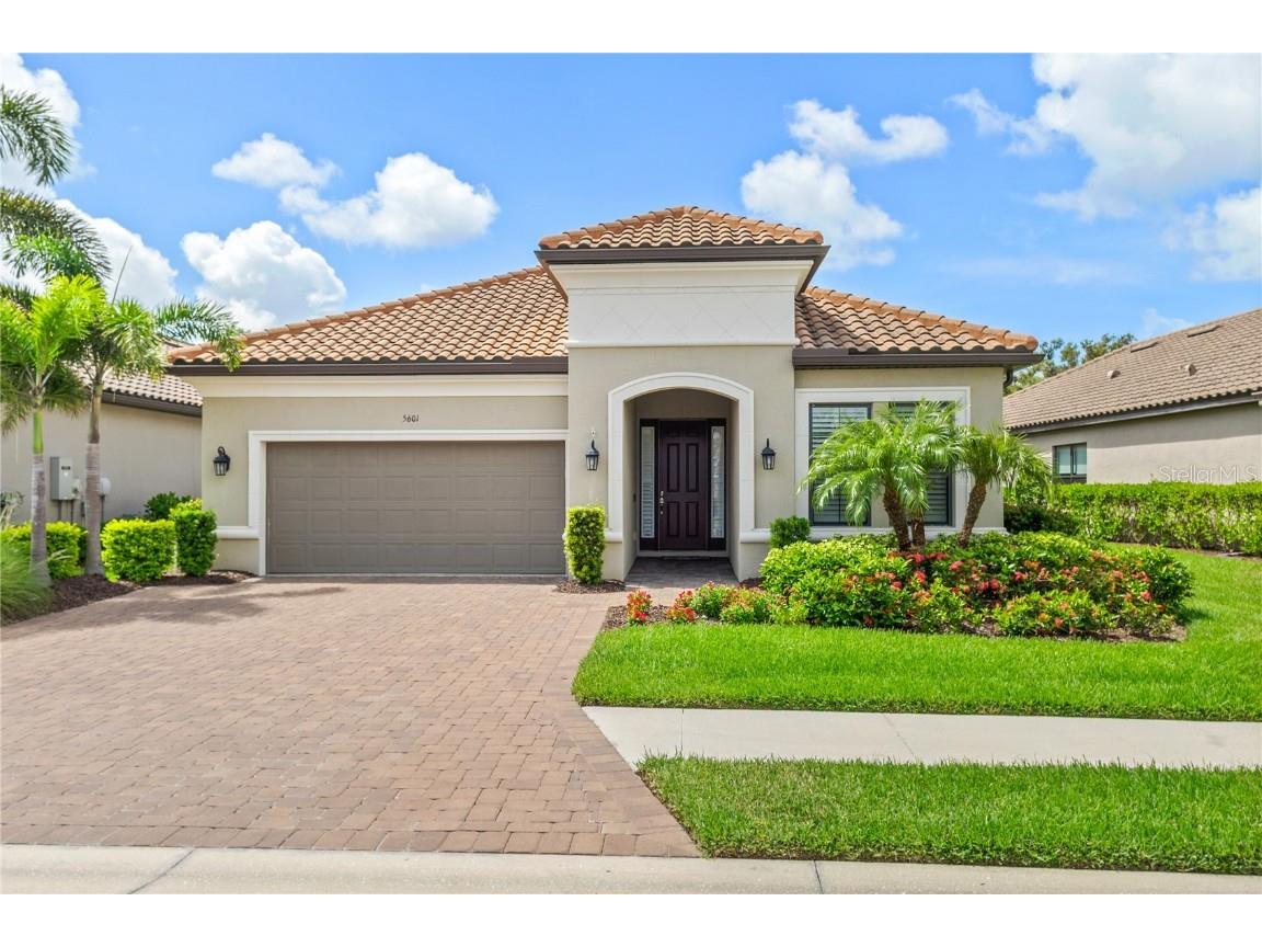 5601 Piccolo Street Nokomis FL 34275 A4658321 image1