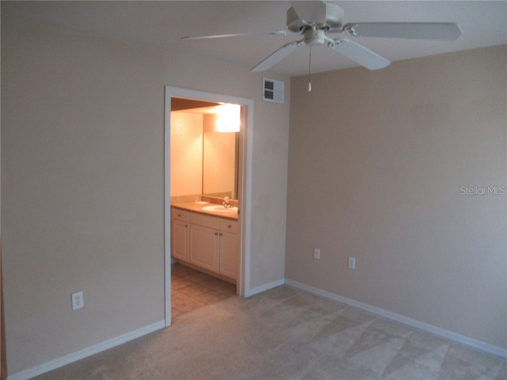 5601 Rosehill Road #203 Sarasota FL 34233 A4673504 image15