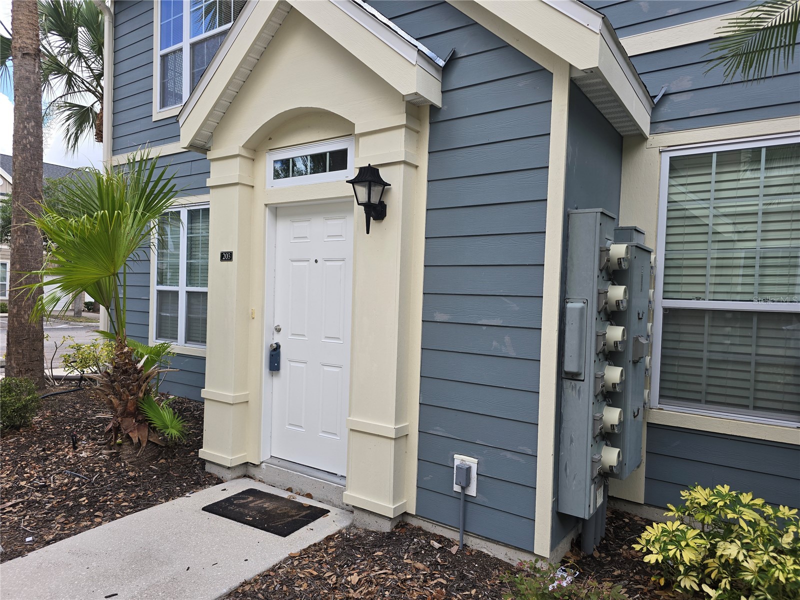 5601 Rosehill Road #203 Sarasota FL 34233 A4694731 image1