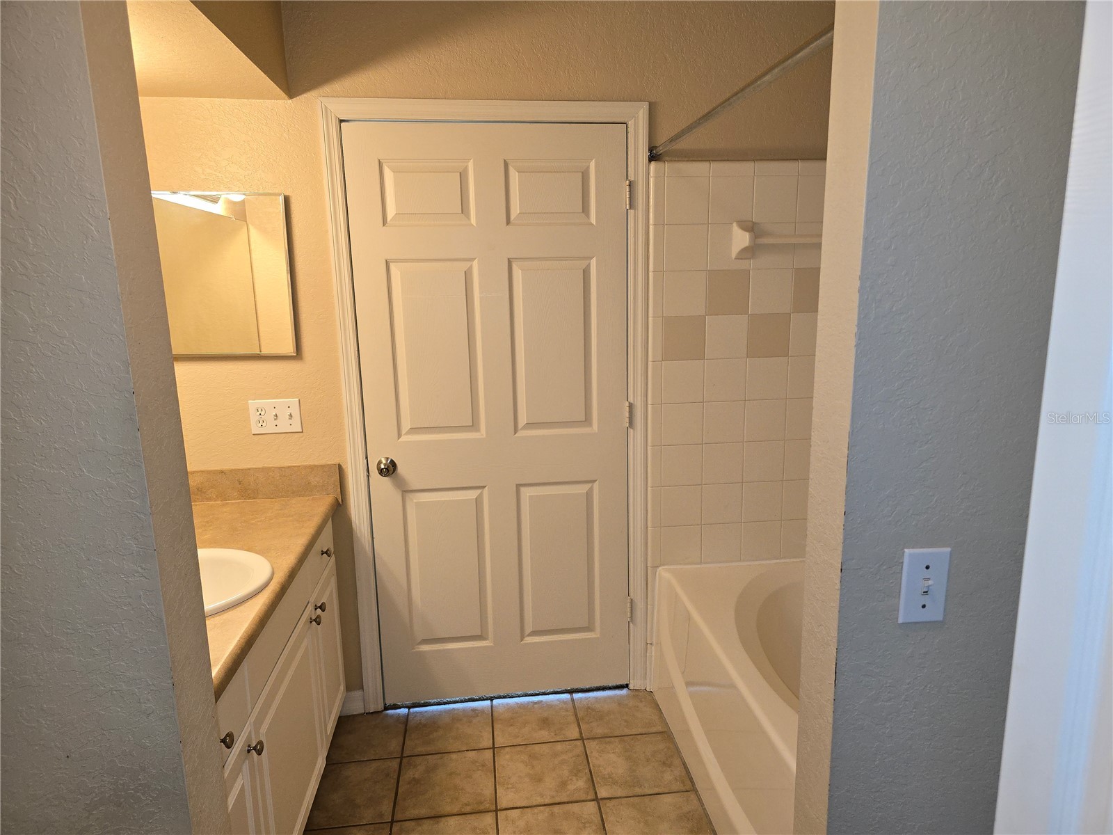 5601 Rosehill Road #203 Sarasota FL 34233 A4694731 image13
