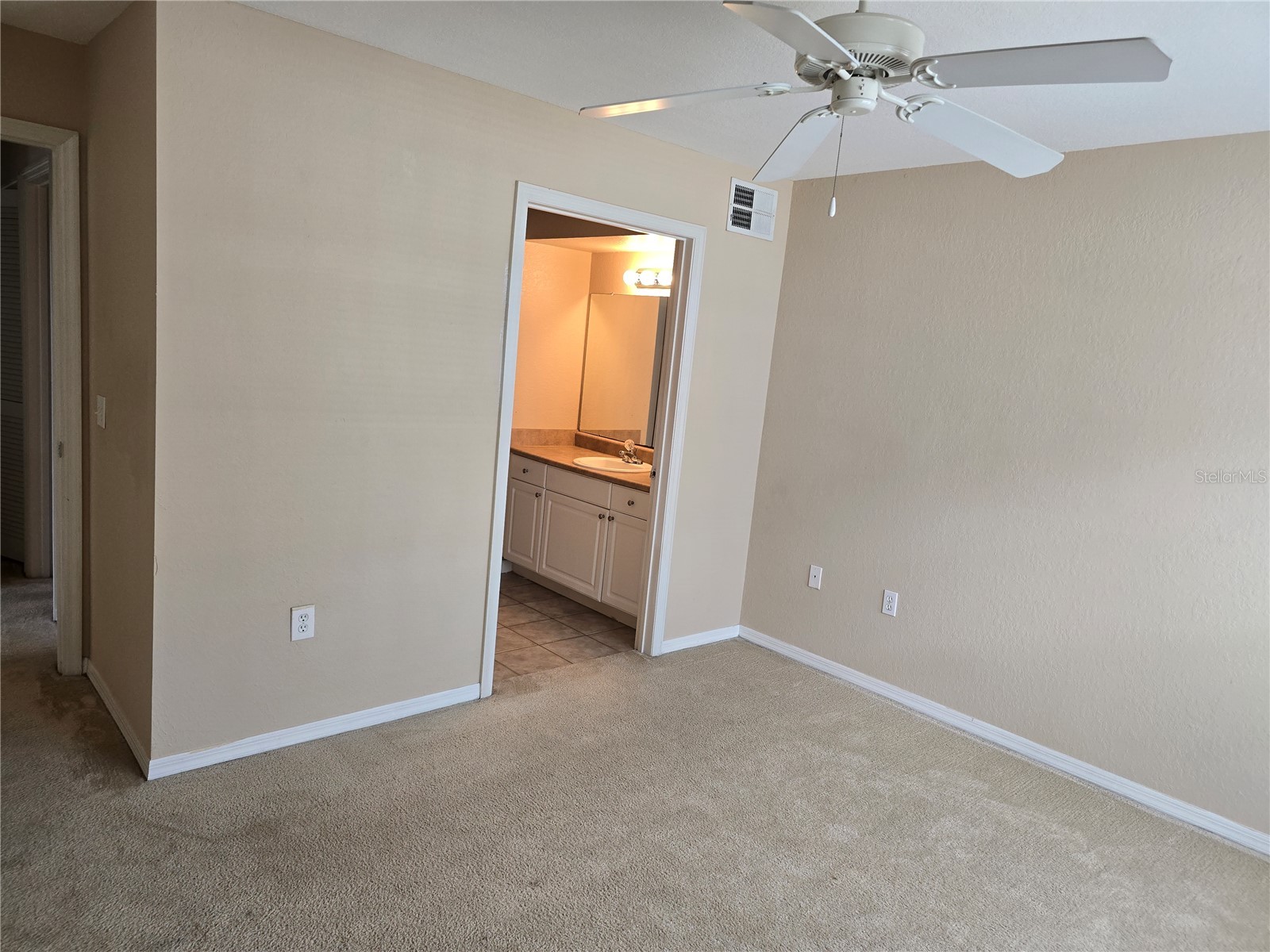 5601 Rosehill Road #203 Sarasota FL 34233 A4694731 image5