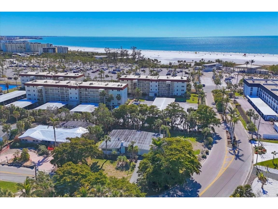 5602 Cape Leyte Drive Sarasota FL 34242 A4637970 image1