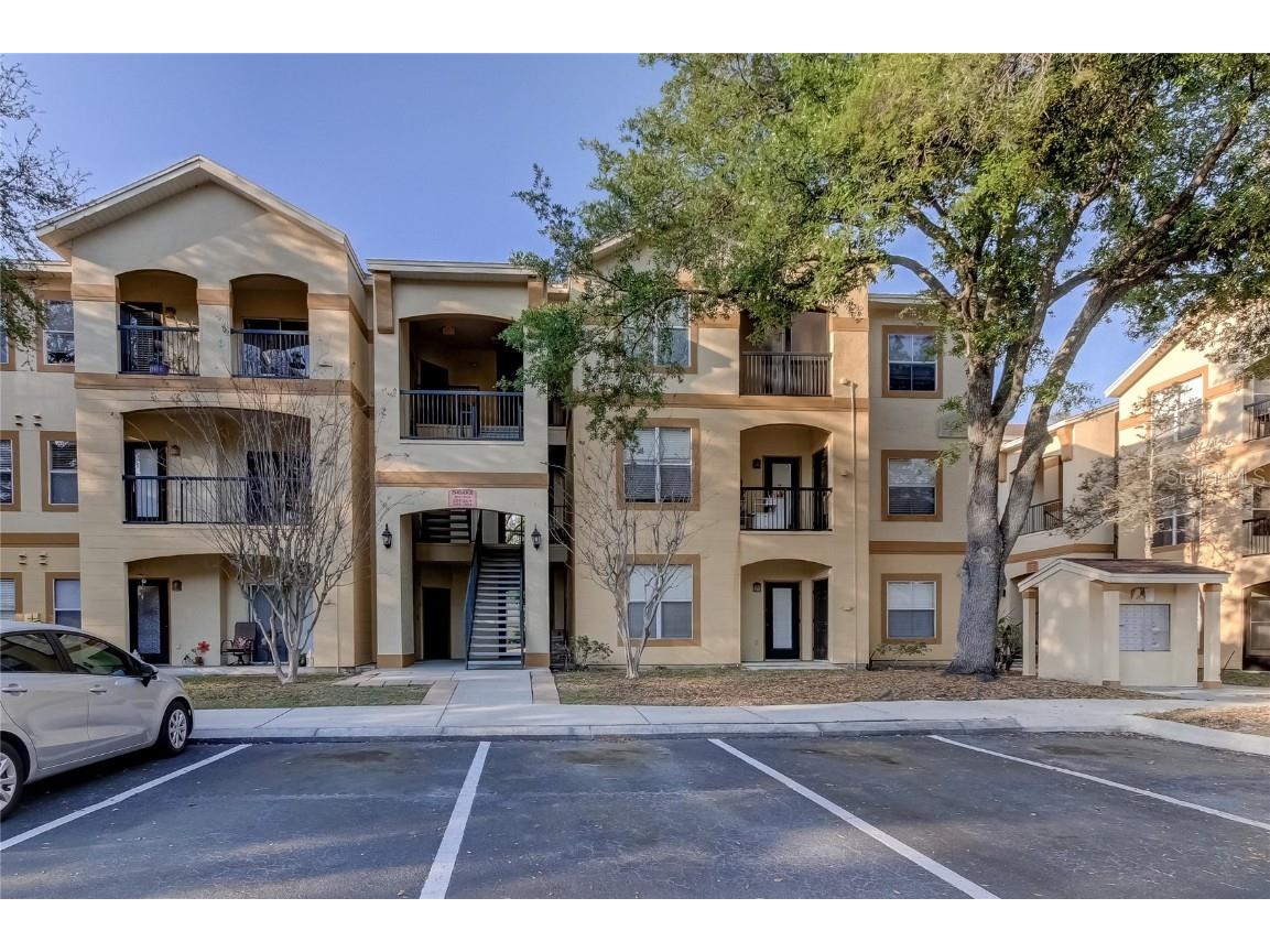 5602 Pinnacle Heights Circle #303 Tampa FL 33624 T3432396 image1