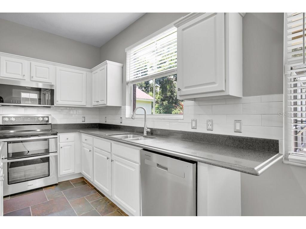 5602 Shady Creek Court Valrico FL 33596 TB8520844 image13