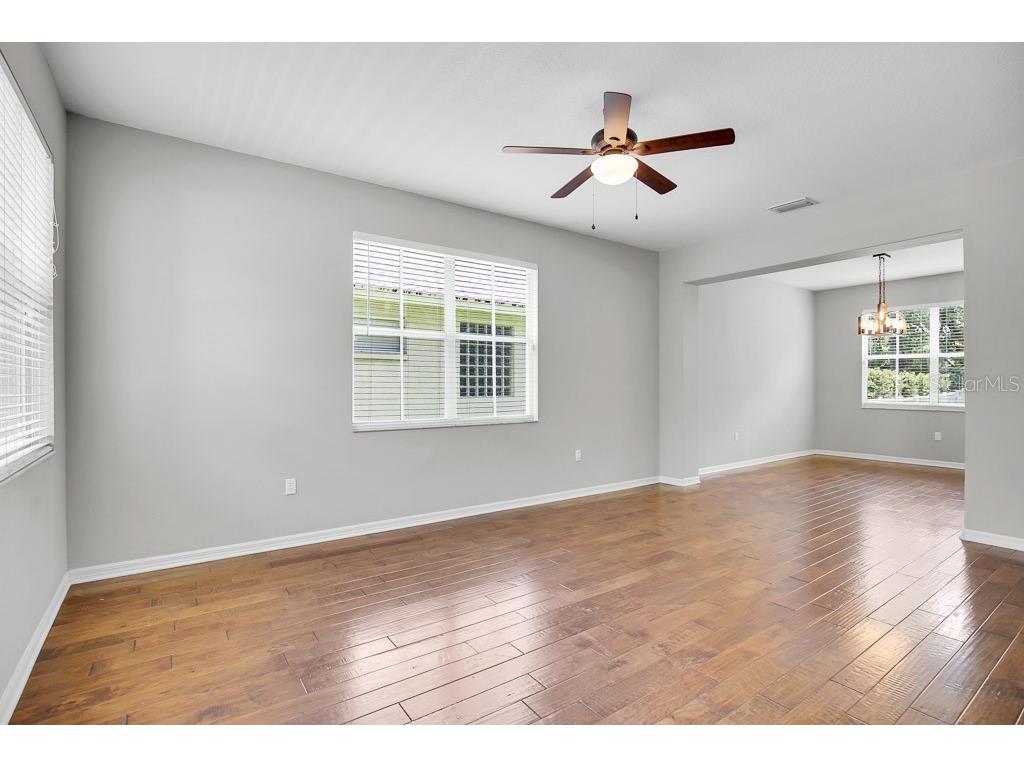 5602 Shady Creek Court Valrico FL 33596 TB8520844 image3