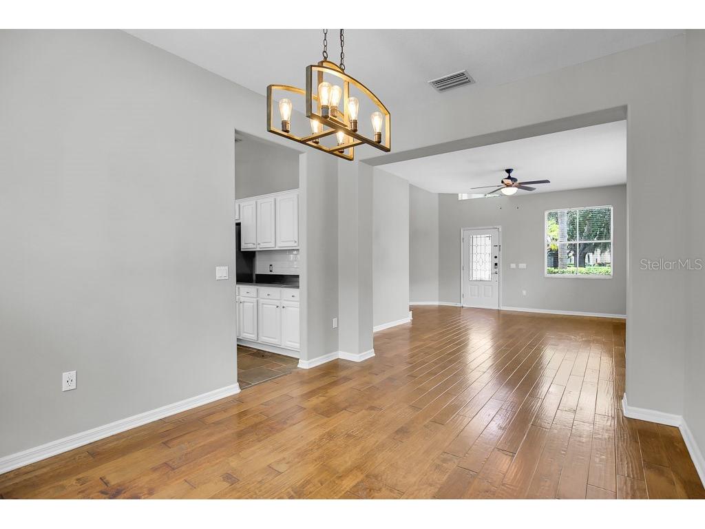 5602 Shady Creek Court Valrico FL 33596 TB8520844 image7