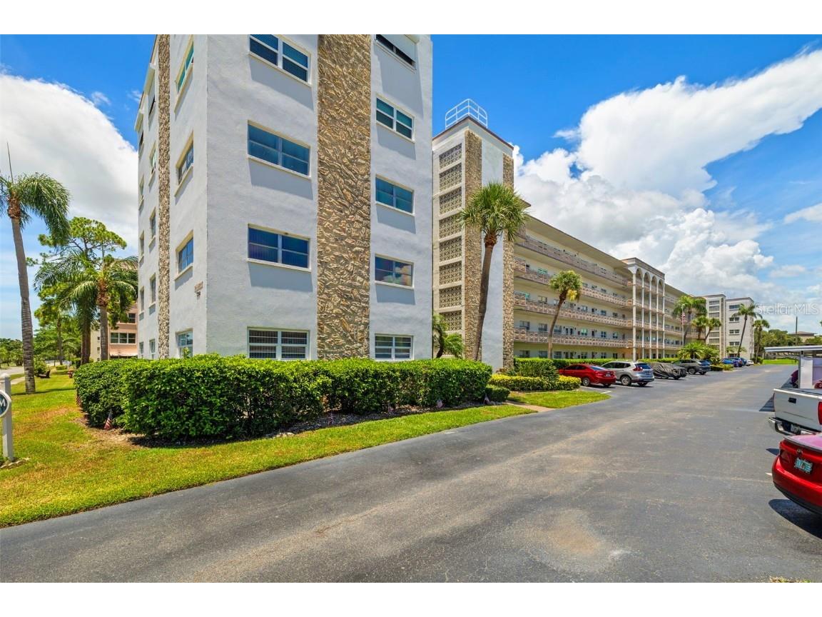 5603 80th Street N #202 Saint Petersburg FL 33709 TB8408602 image1