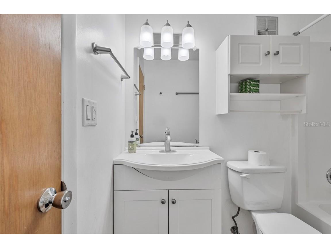 5603 80th Street N #202 Saint Petersburg FL 33709 TB8408602 image11