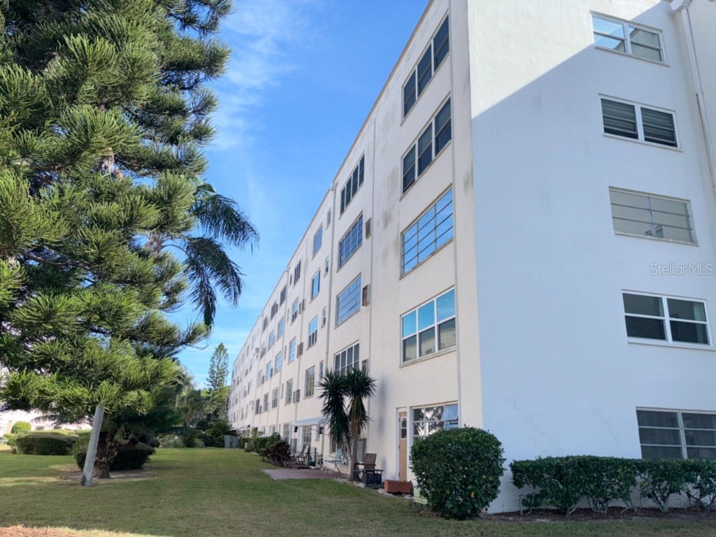 5603 80th Street N #207 Saint Petersburg FL 33709 TB8455459 image12