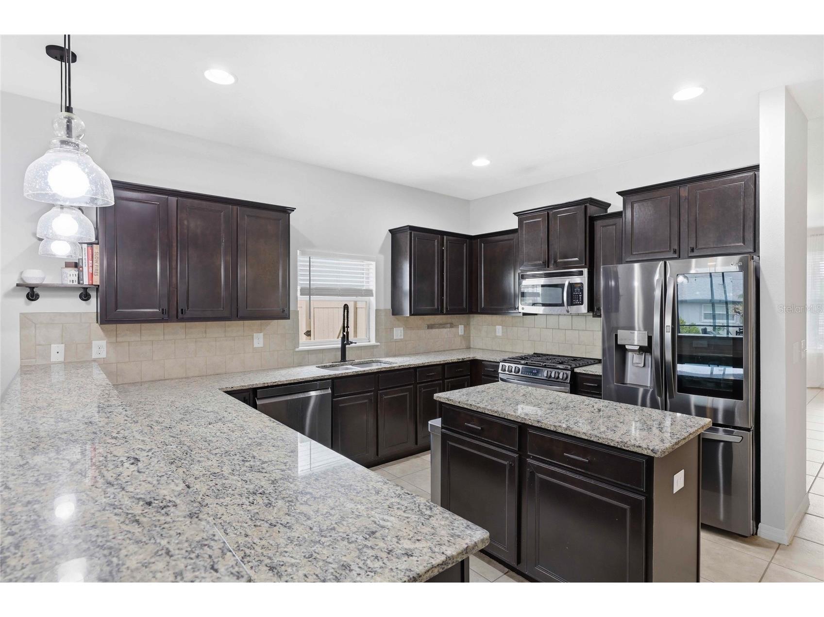 5603 Aaron Court Sarasota FL 34232 A4688260 image12