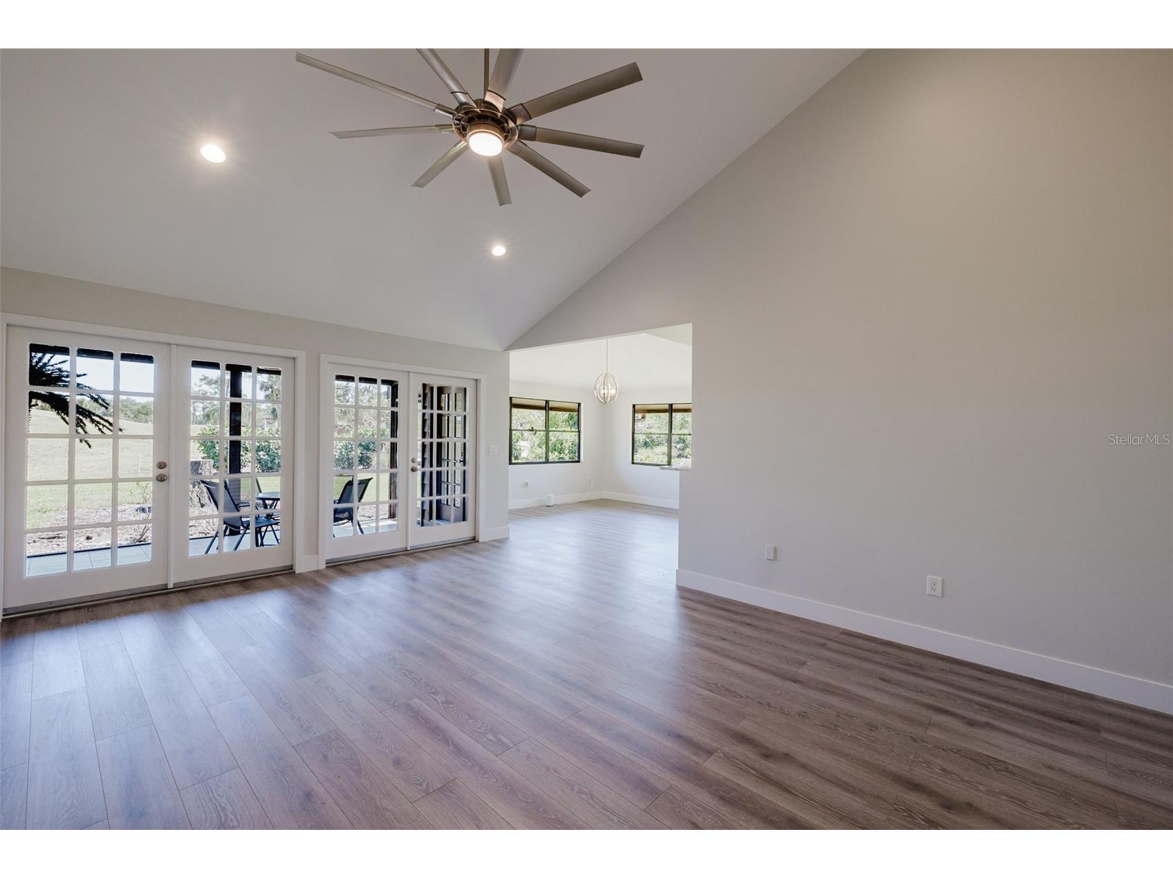 5604 Doral Drive Sarasota FL 34243 A4645514 image28