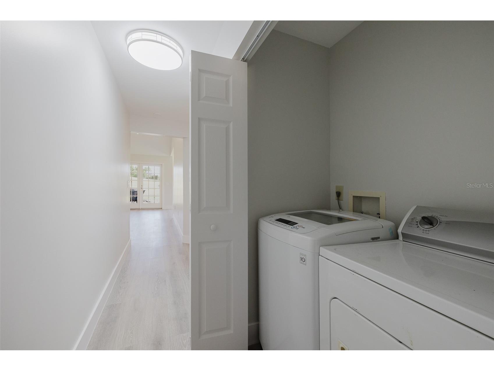 5604 Doral Drive Sarasota FL 34243 A4645514 image32