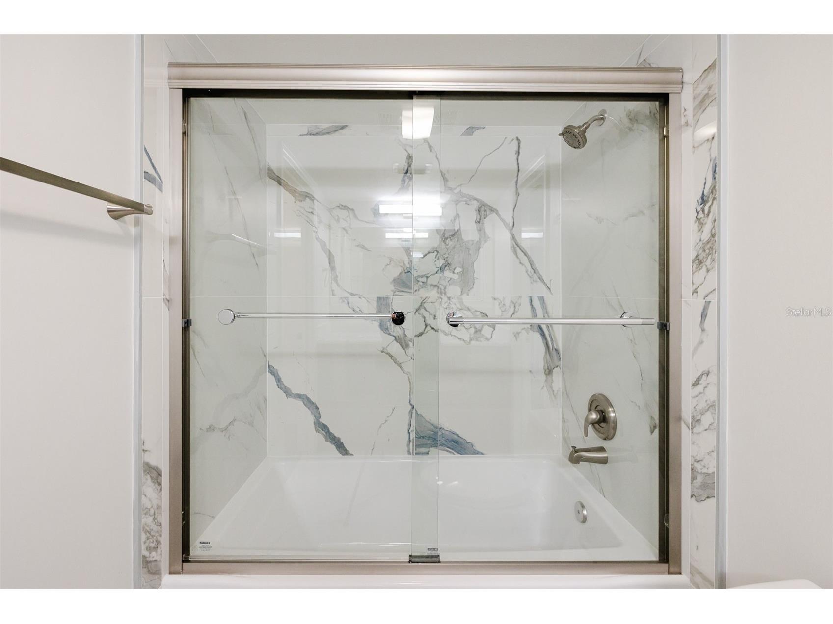 5604 Doral Drive Sarasota FL 34243 A4645514 image36