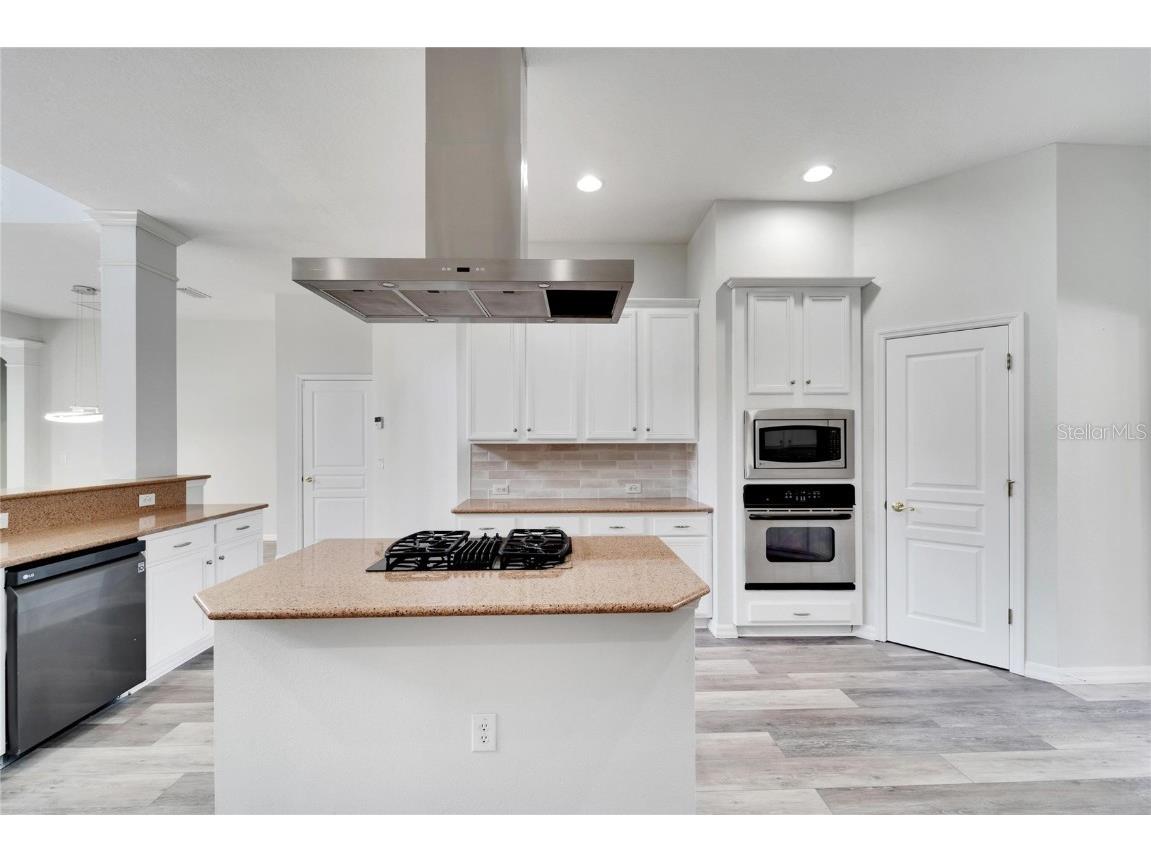 5604 Skimmer Drive Apollo Beach FL 33572 TB8456446 image41