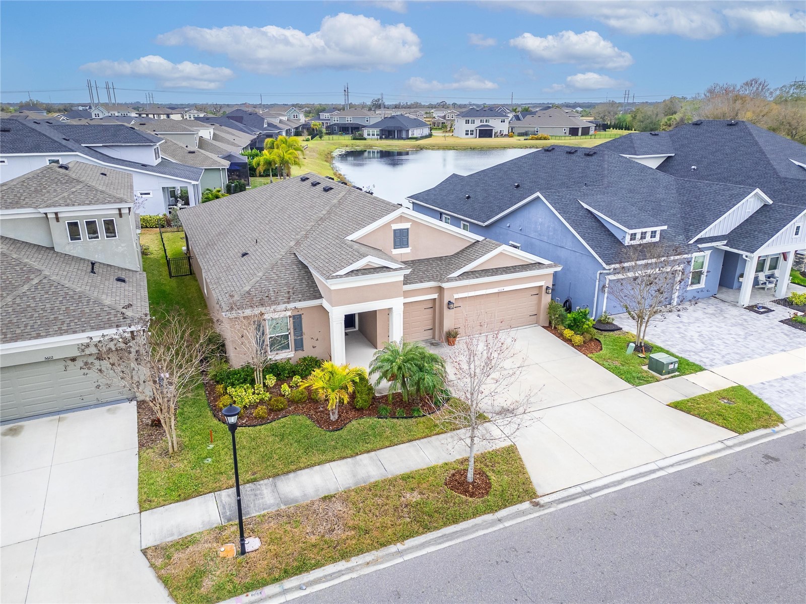 5604 Wayfarer Avenue Apollo Beach FL 33572 TB8481891 image1