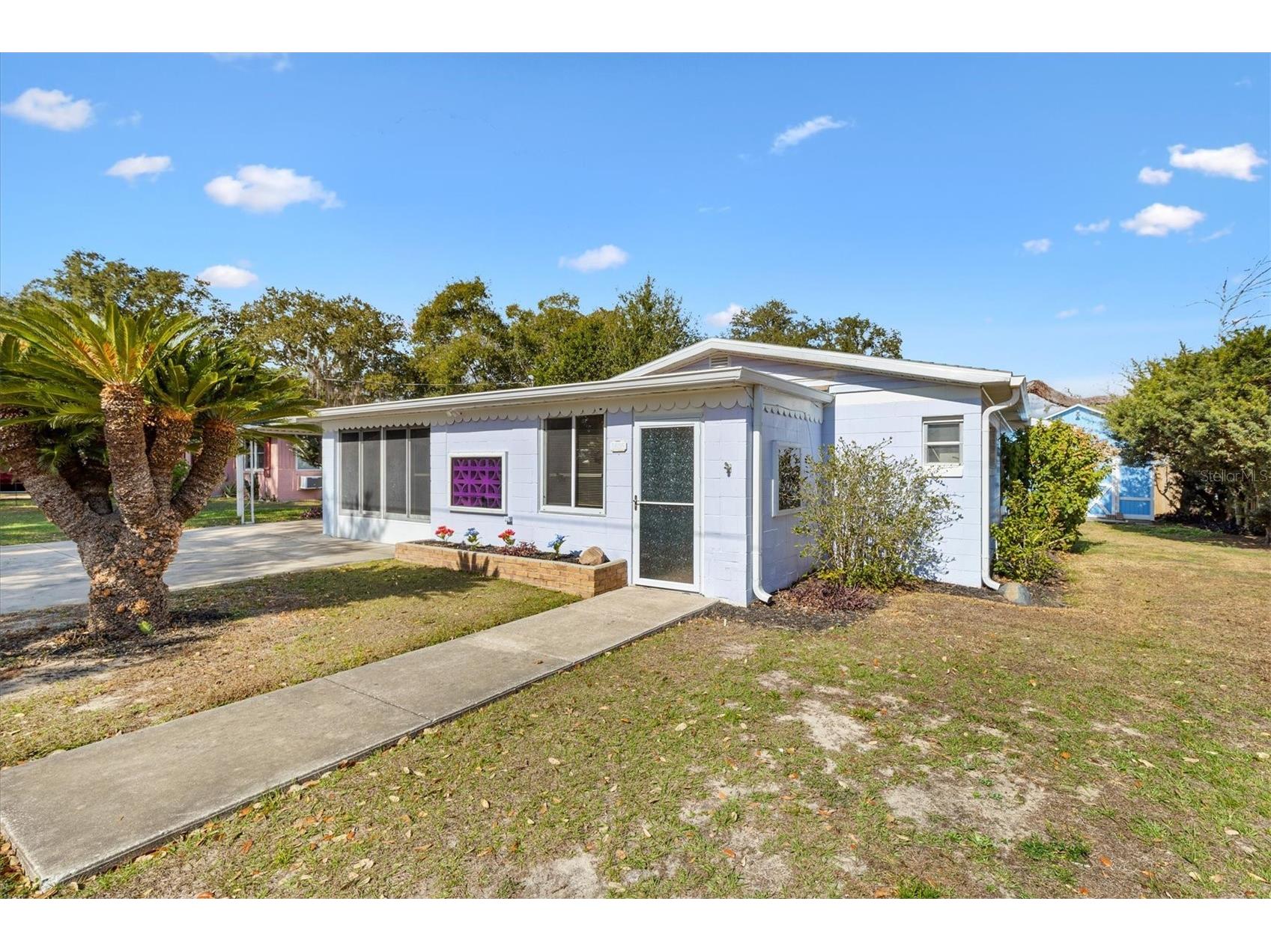 5605 Berts Road Lady Lake FL 32159 - LAKE GRIFFIN G5107261 image1