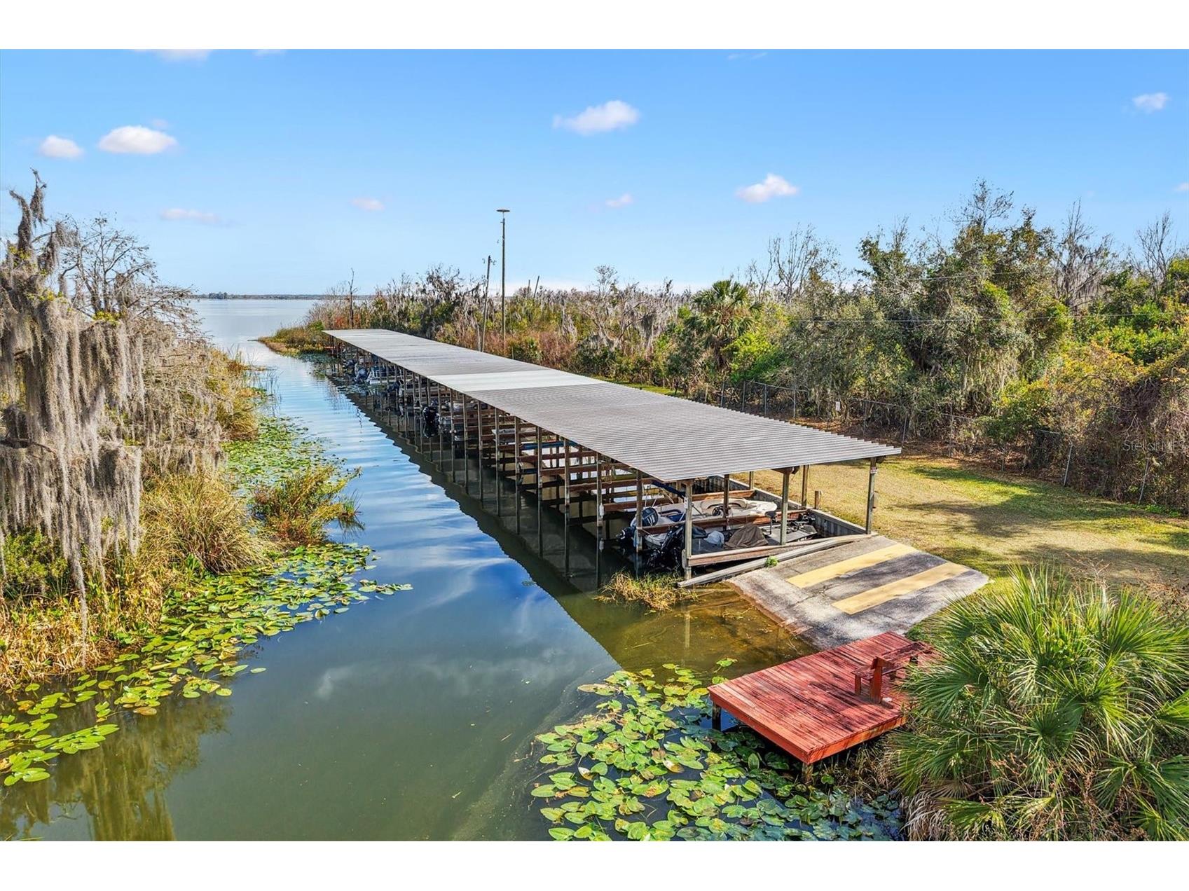 5605 Berts Road Lady Lake FL 32159 - LAKE GRIFFIN G5107261 image3