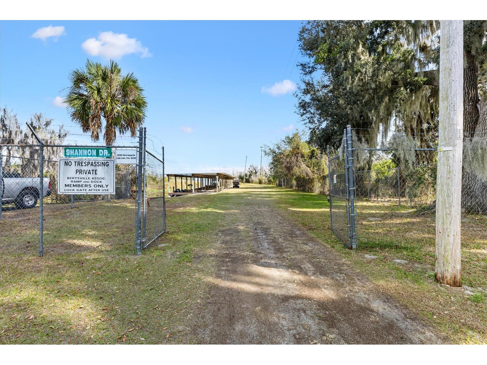 5605 Berts Road Lady Lake FL 32159 - LAKE GRIFFIN G5107261 image34