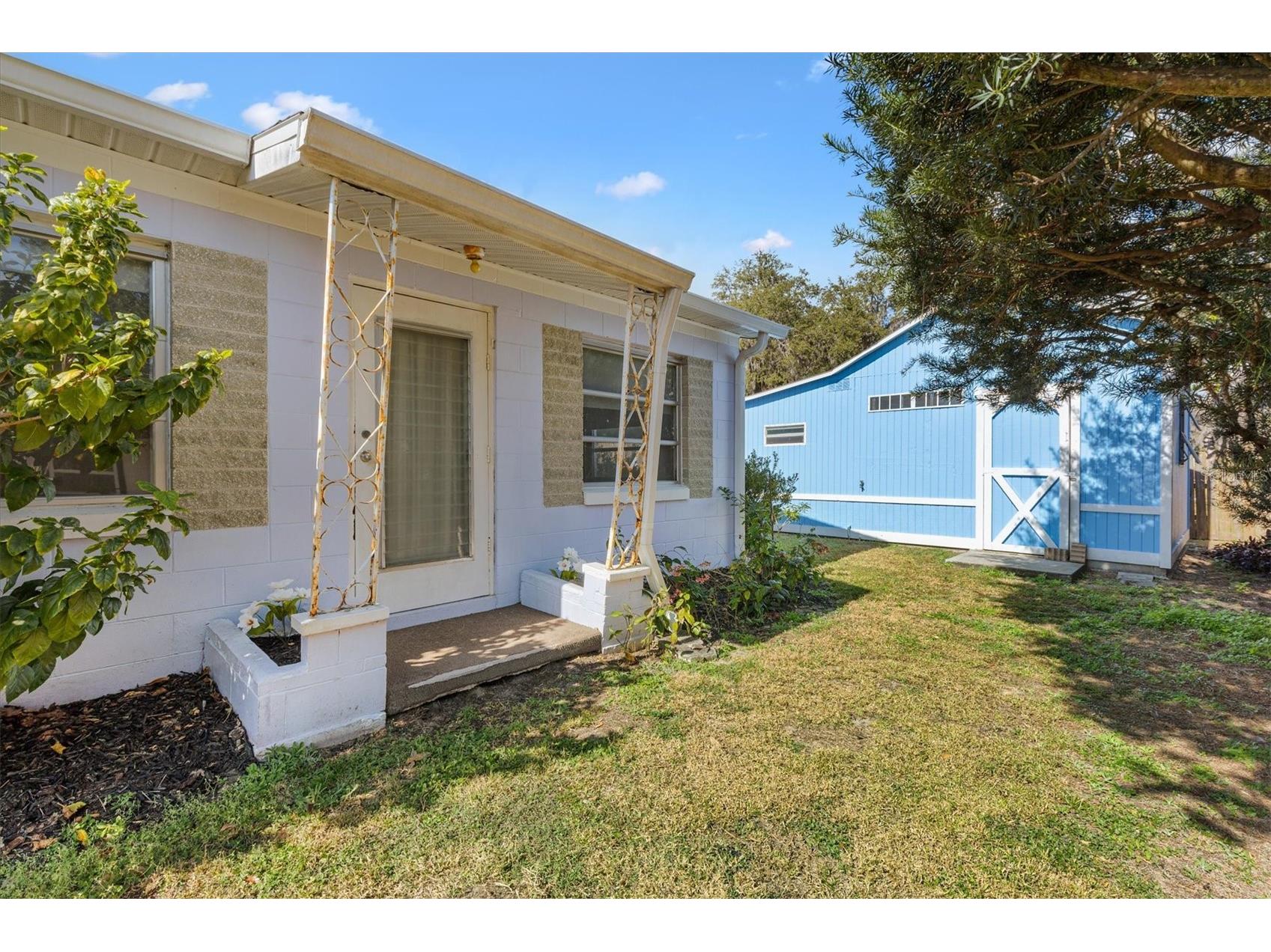 5605 Berts Road Lady Lake FL 32159 - LAKE GRIFFIN G5107261 image6