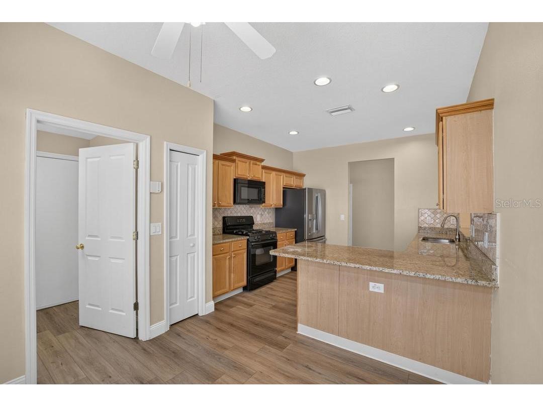 5605 Hawklake Road Lithia FL 33547 TB8532623 image13