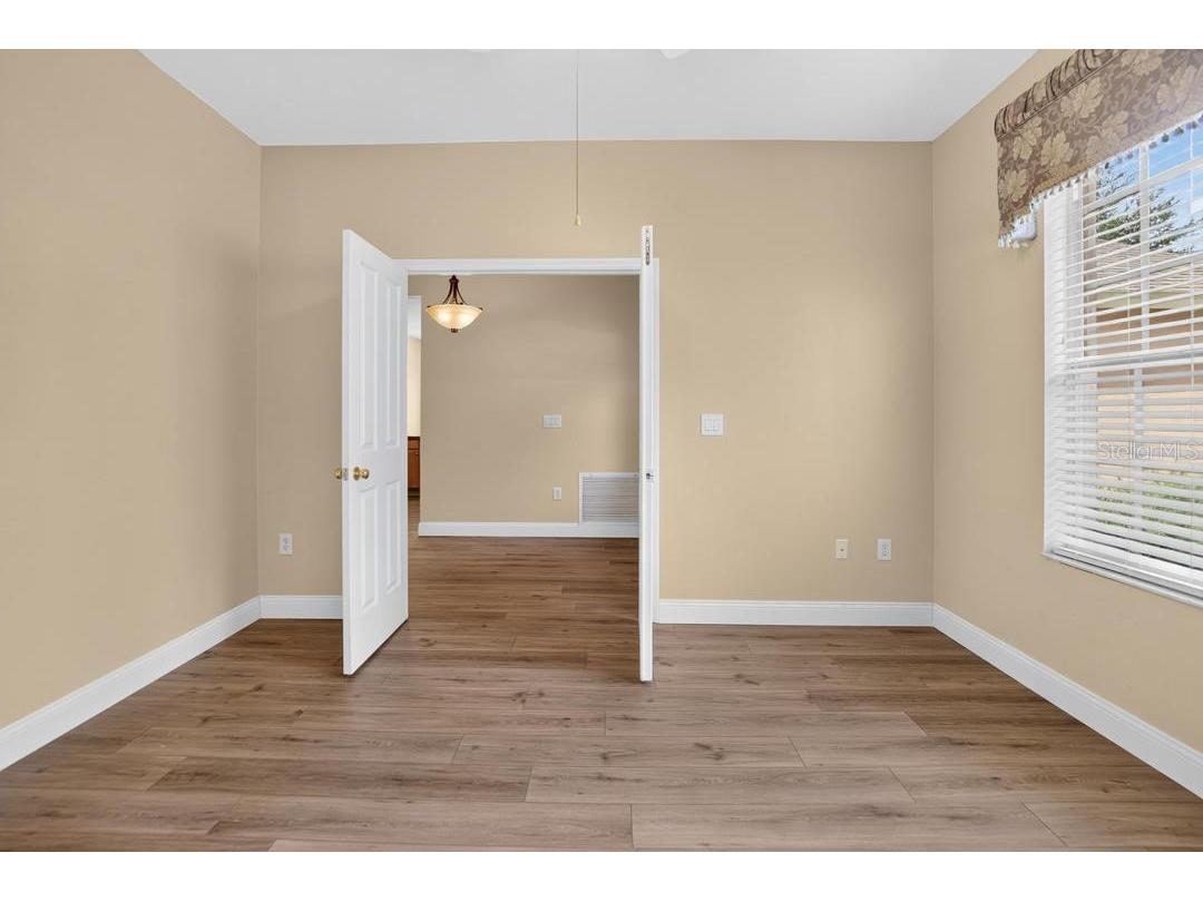 5605 Hawklake Road Lithia FL 33547 TB8532623 image9
