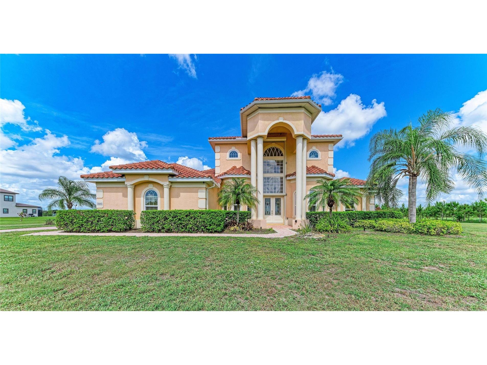 5605 Lake Paddock Circle Parrish FL 34219 TB8512178 image1