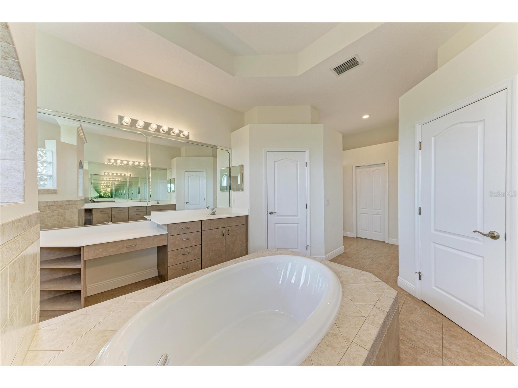 5605 Lake Paddock Circle Parrish FL 34219 TB8512178 image29