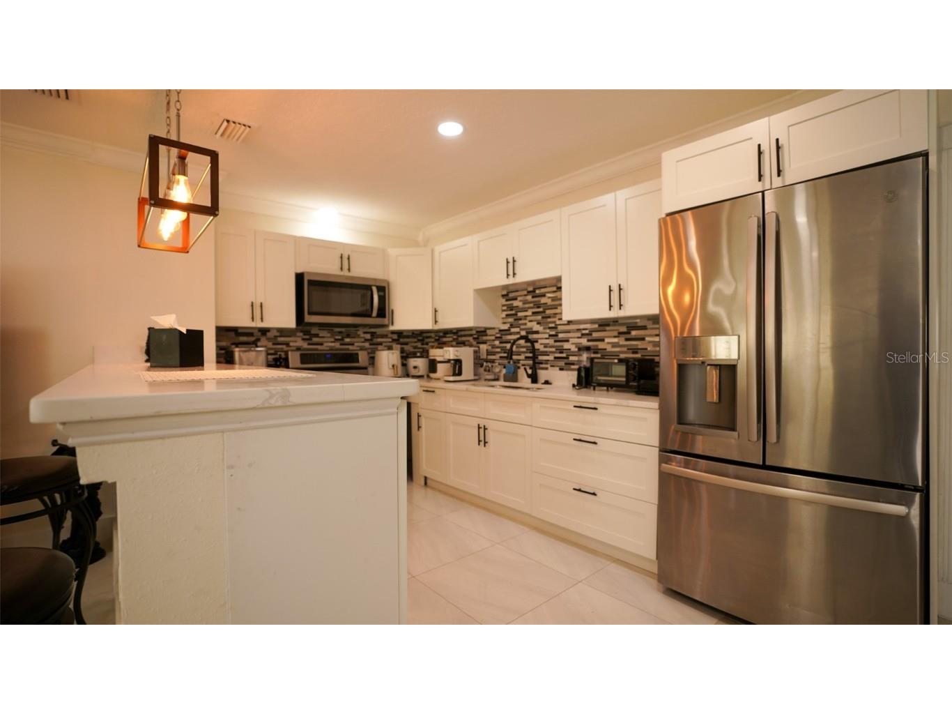 5605 Santa Monica Drive Tampa FL 33615 TB8407000 image10