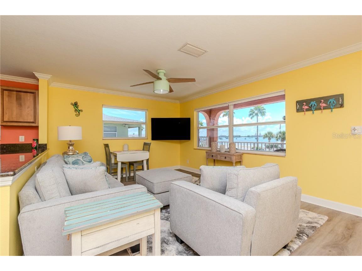 5605 Shore Boulevard S #B Gulfport FL 33707 - BOCA CEIGA BAY TB8429857 image15