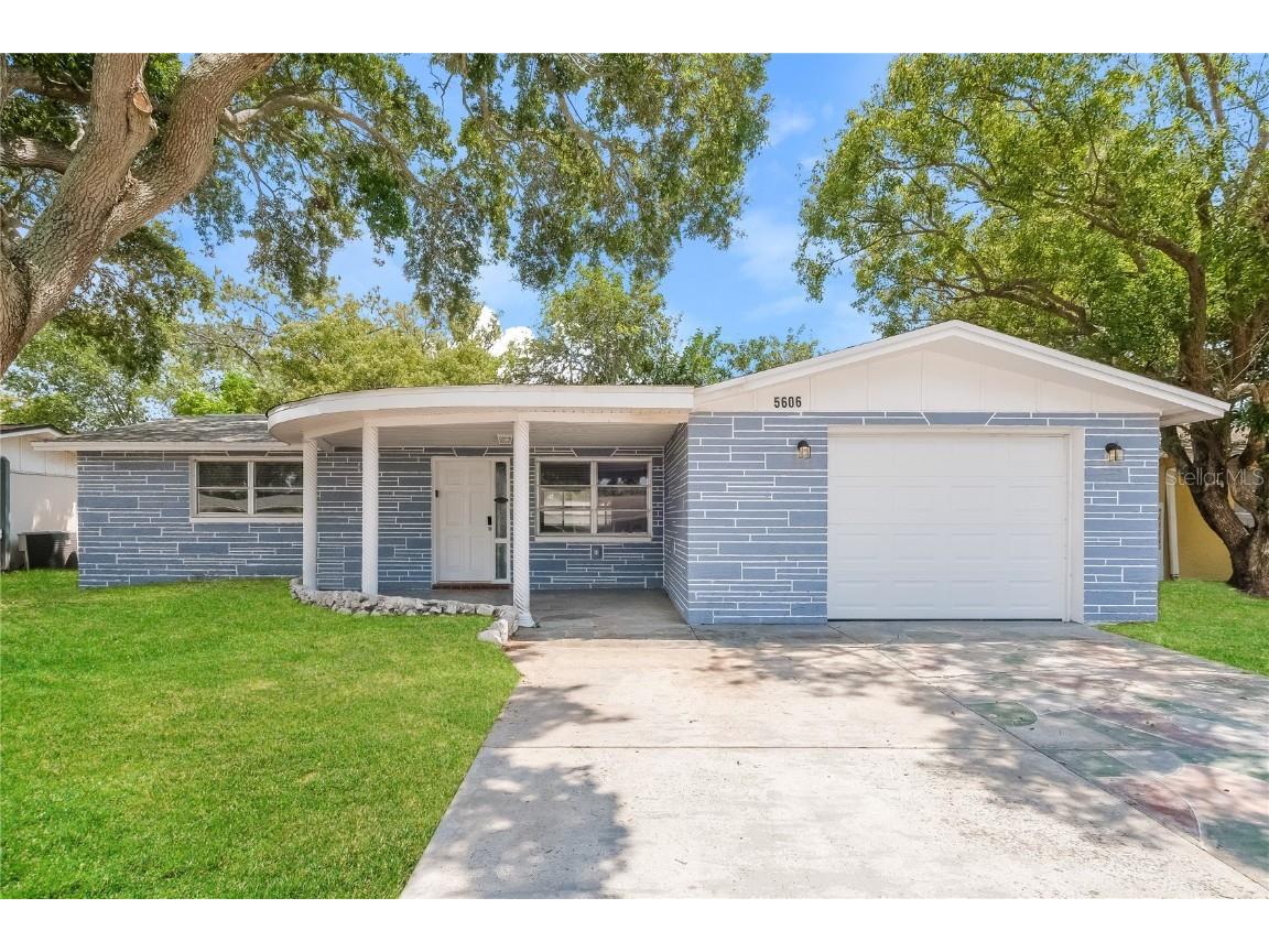 5606 Andrea Drive Holiday FL 34690 O6361800 image1