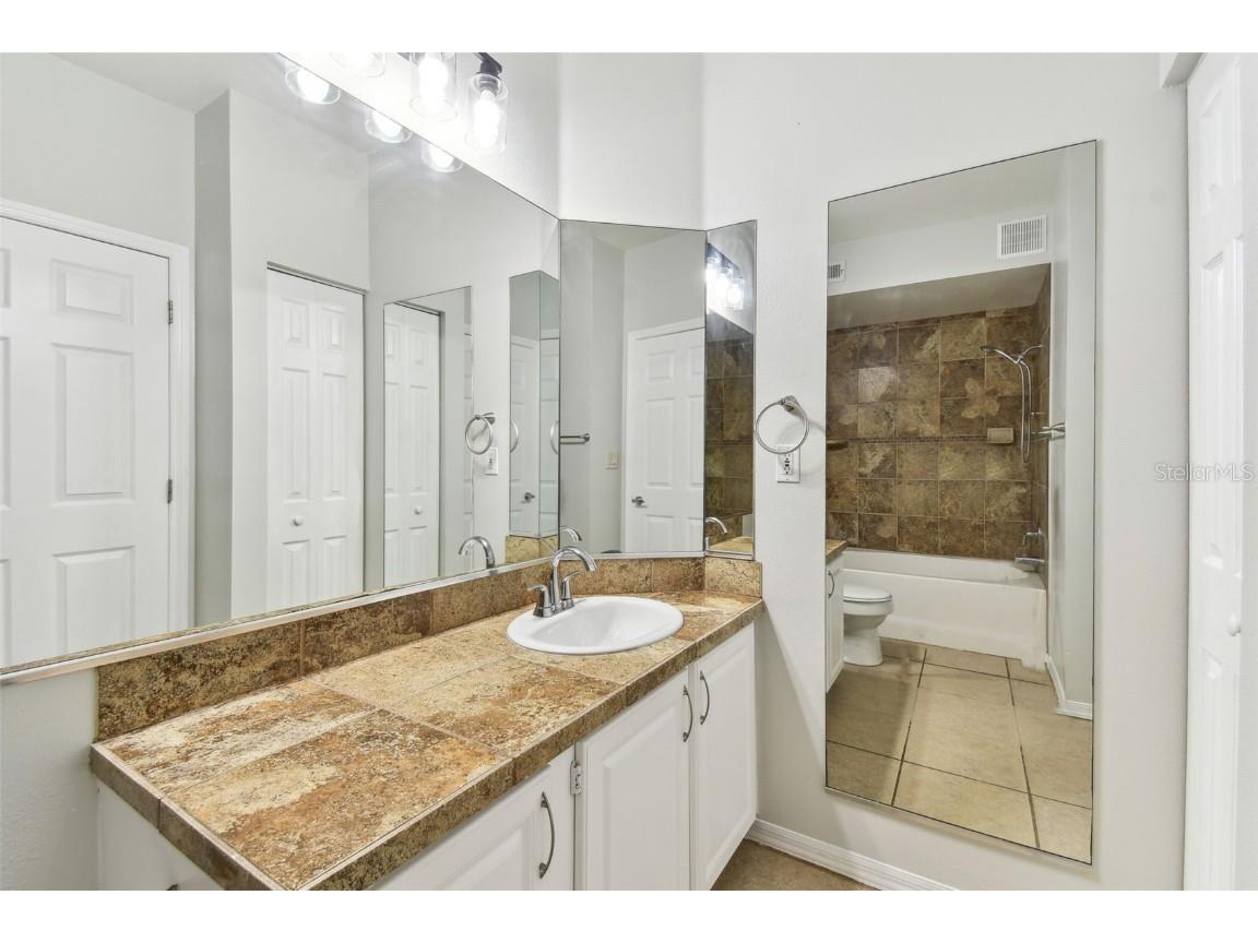 5606 Pinnacle Heights Circle #304 Tampa FL 33624 TB8333999 image40