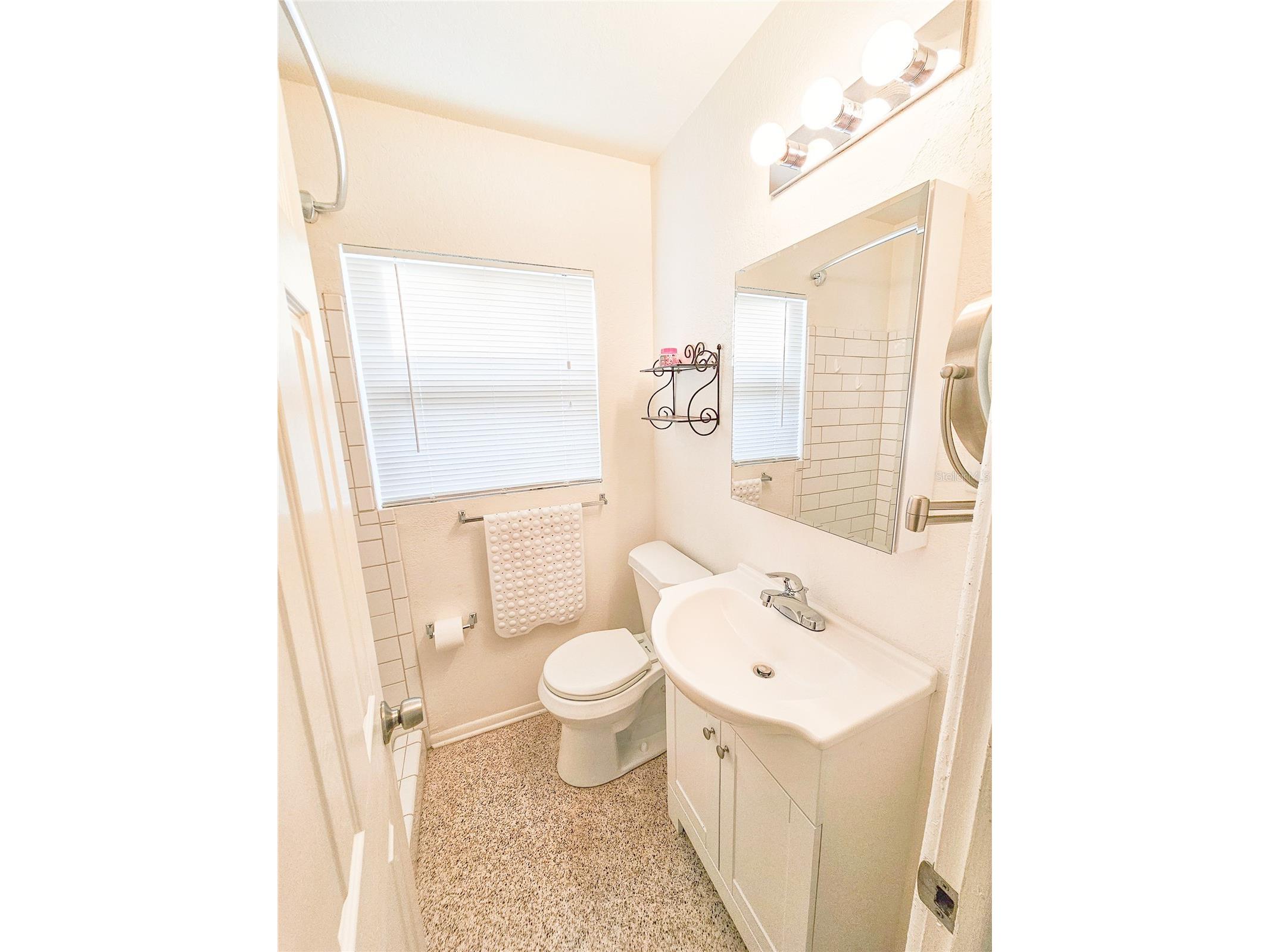 5608 18th Avenue S Gulfport FL 33707 TB8506382 image6