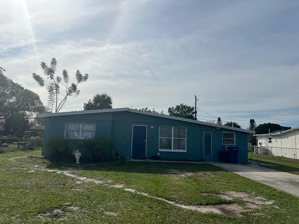 5608 43rd Street E Bradenton FL 34203 A4596398 image1