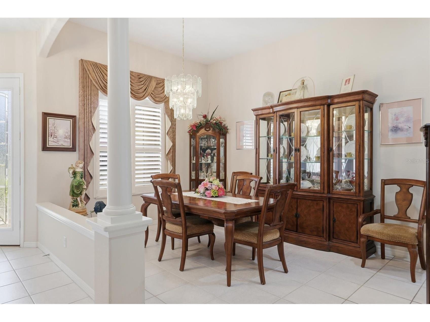 5608 Eastwind Drive Sarasota FL 34233 A4666767 image17