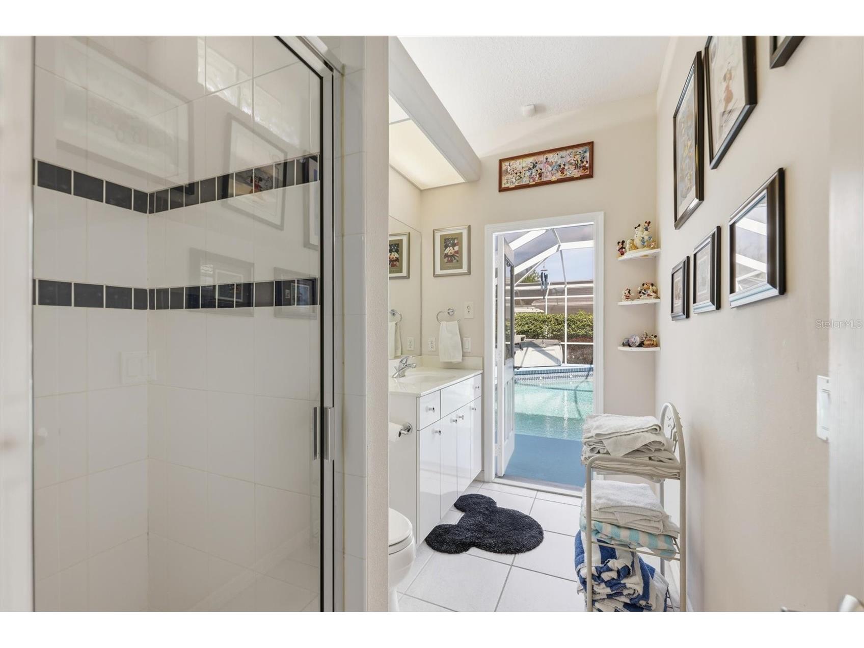 5608 Eastwind Drive Sarasota FL 34233 A4666767 image28