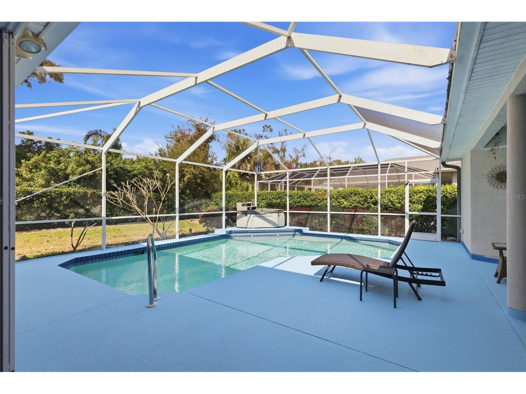 5608 Eastwind Drive Sarasota FL 34233 A4666767 image30