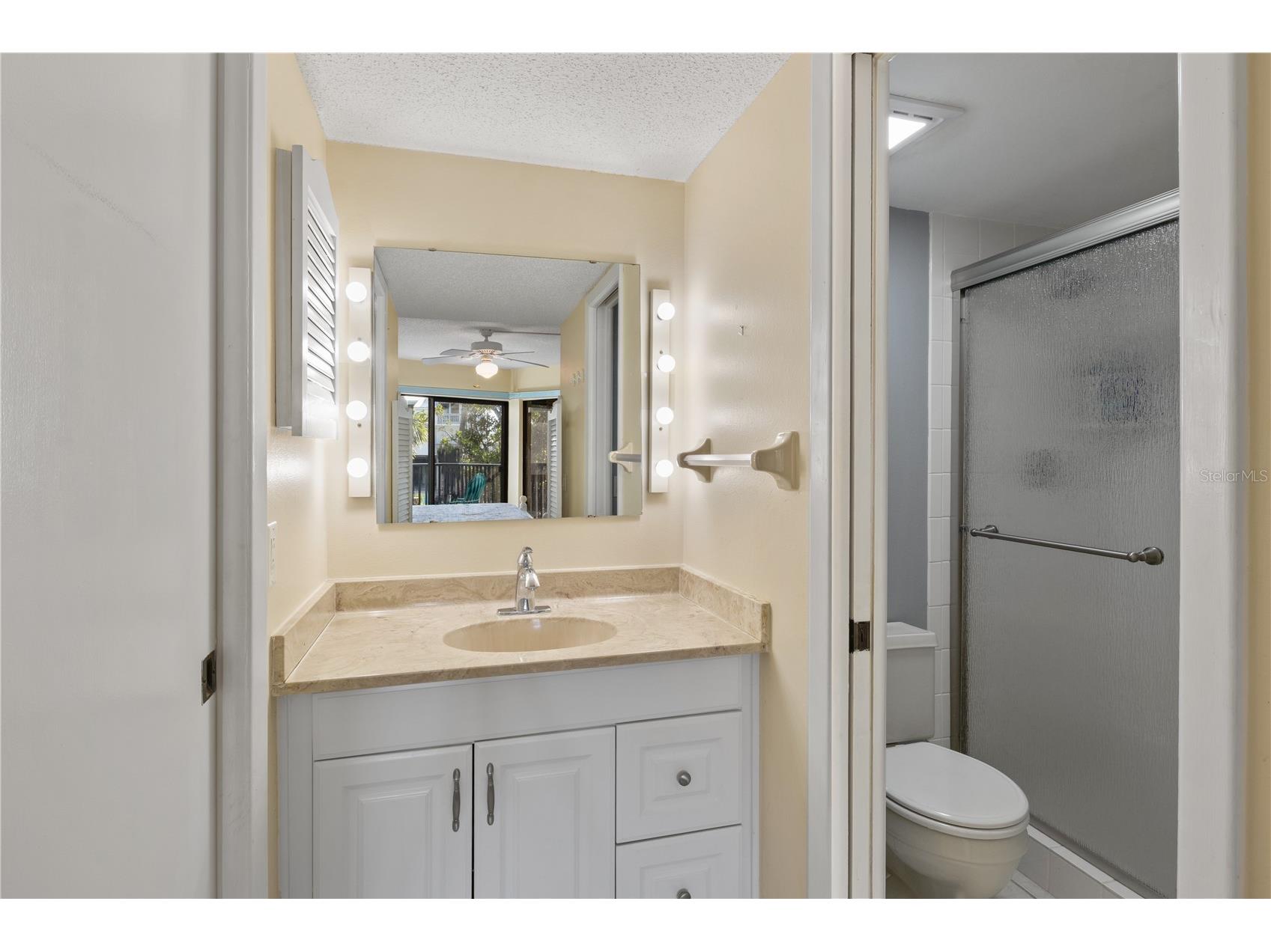 5608 Gulf Drive #104 Holmes Beach FL 34217 A4679030 image20