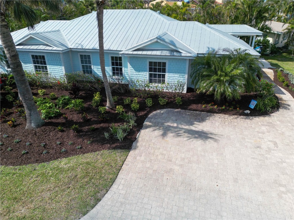 5608 Holmes Boulevard Holmes Beach FL 34217 A4645925 image1