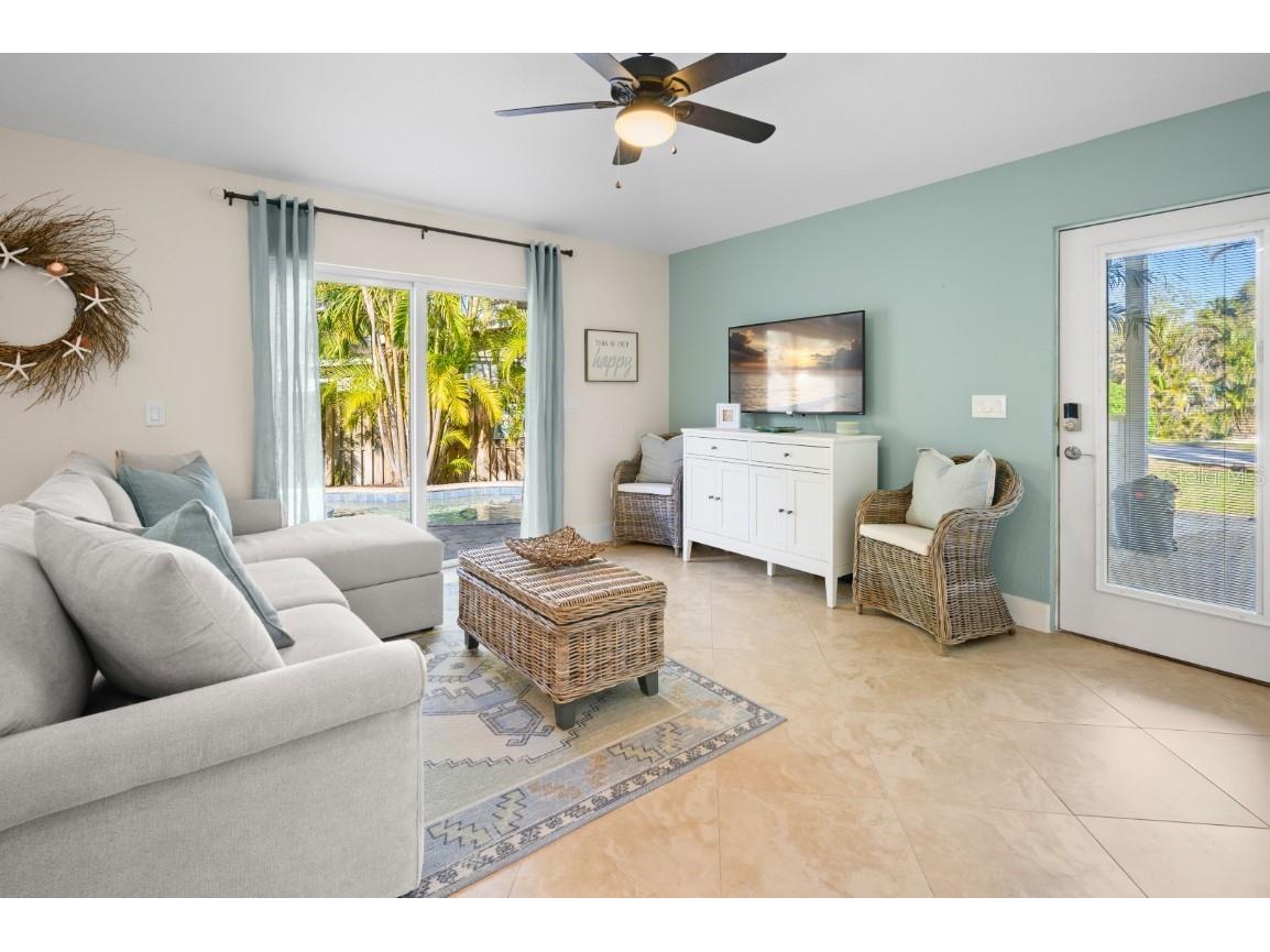 5608 Holmes Boulevard Holmes Beach FL 34217 A4645925 image10