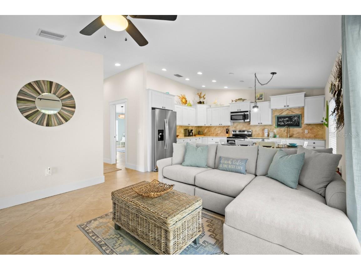 5608 Holmes Boulevard Holmes Beach FL 34217 A4645925 image11