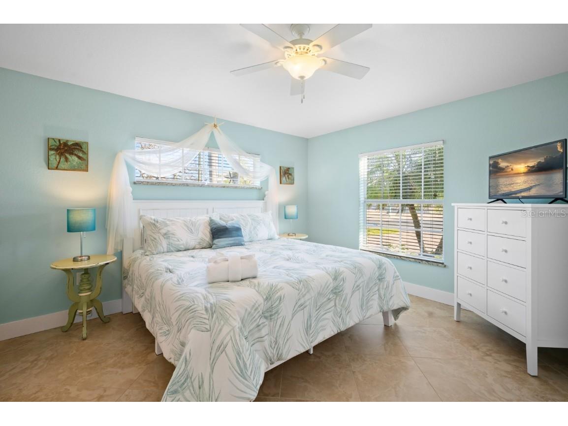 5608 Holmes Boulevard Holmes Beach FL 34217 A4645925 image18