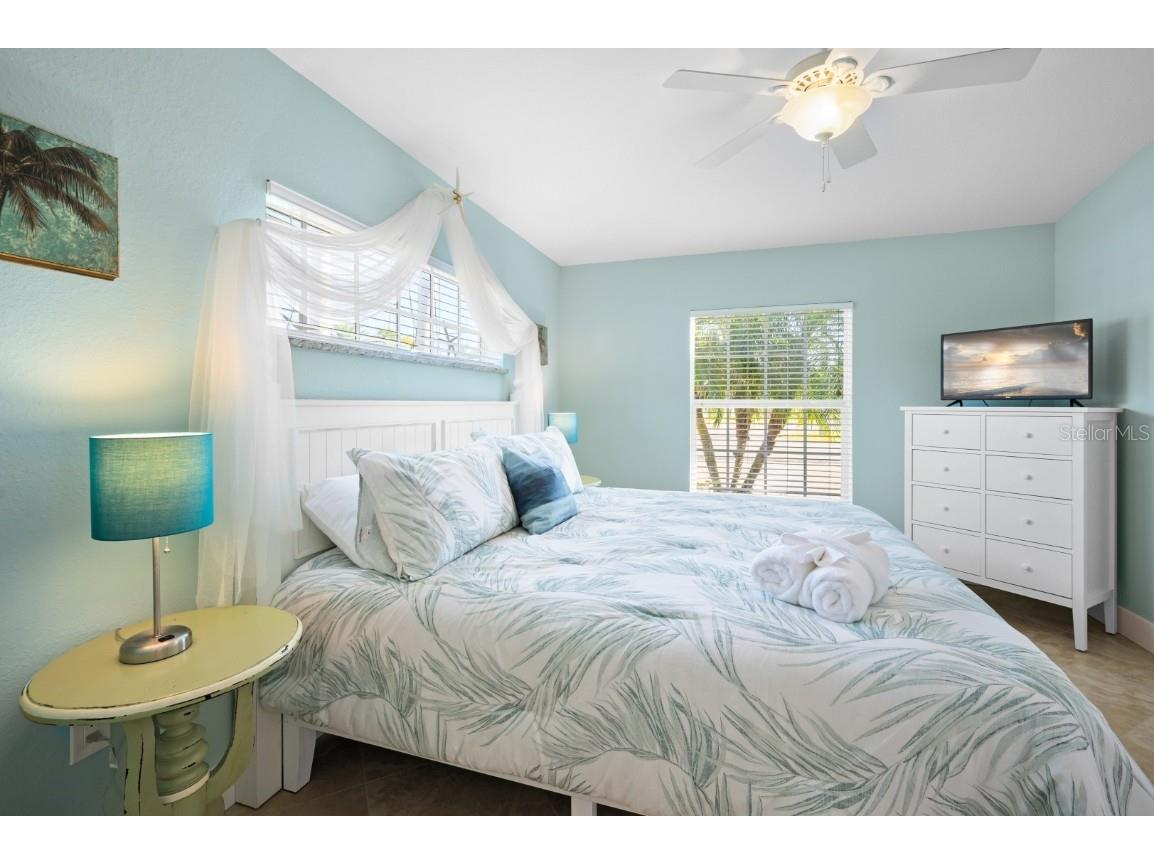 5608 Holmes Boulevard Holmes Beach FL 34217 A4645925 image19