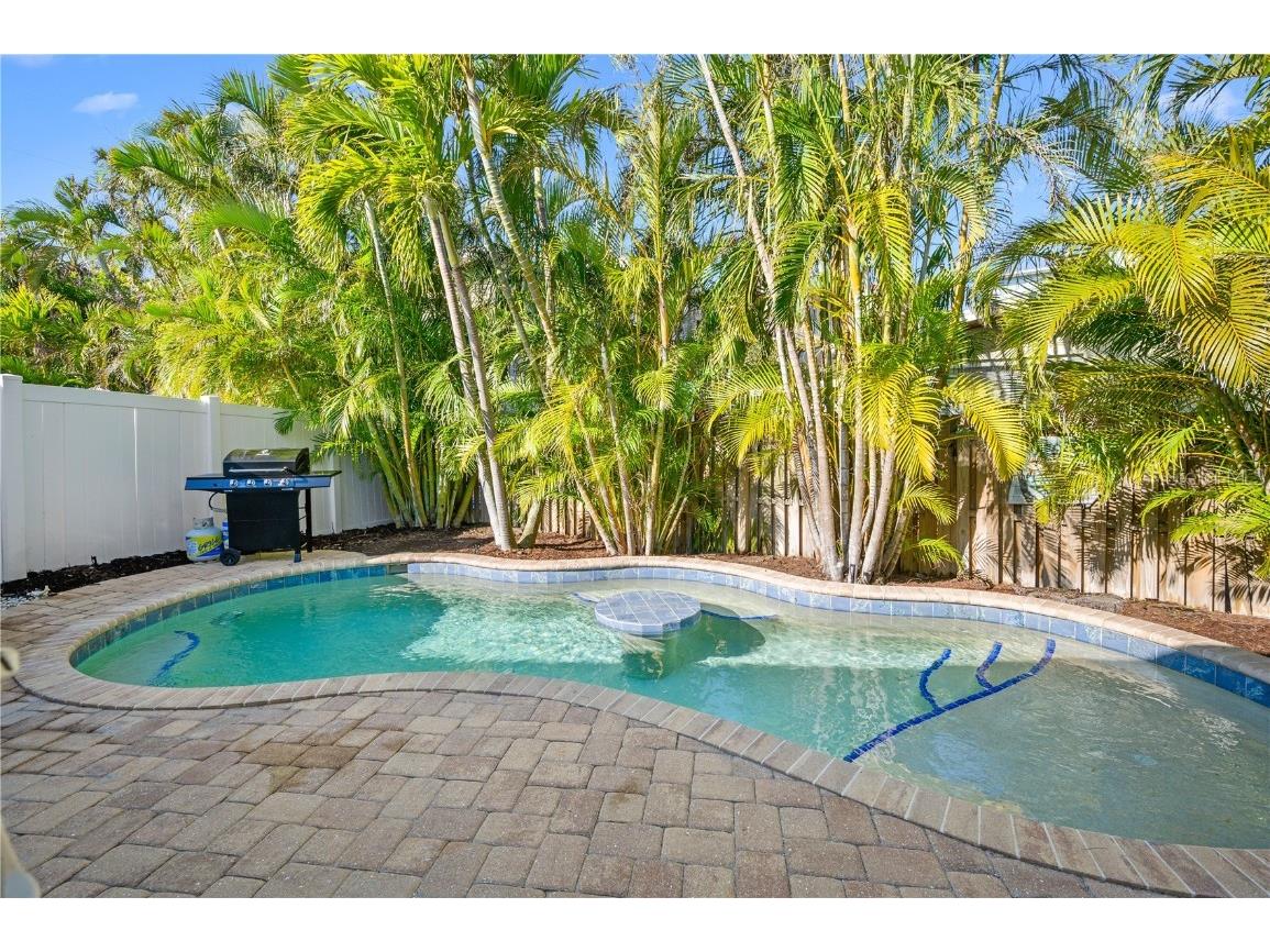 5608 Holmes Boulevard Holmes Beach FL 34217 A4645925 image32