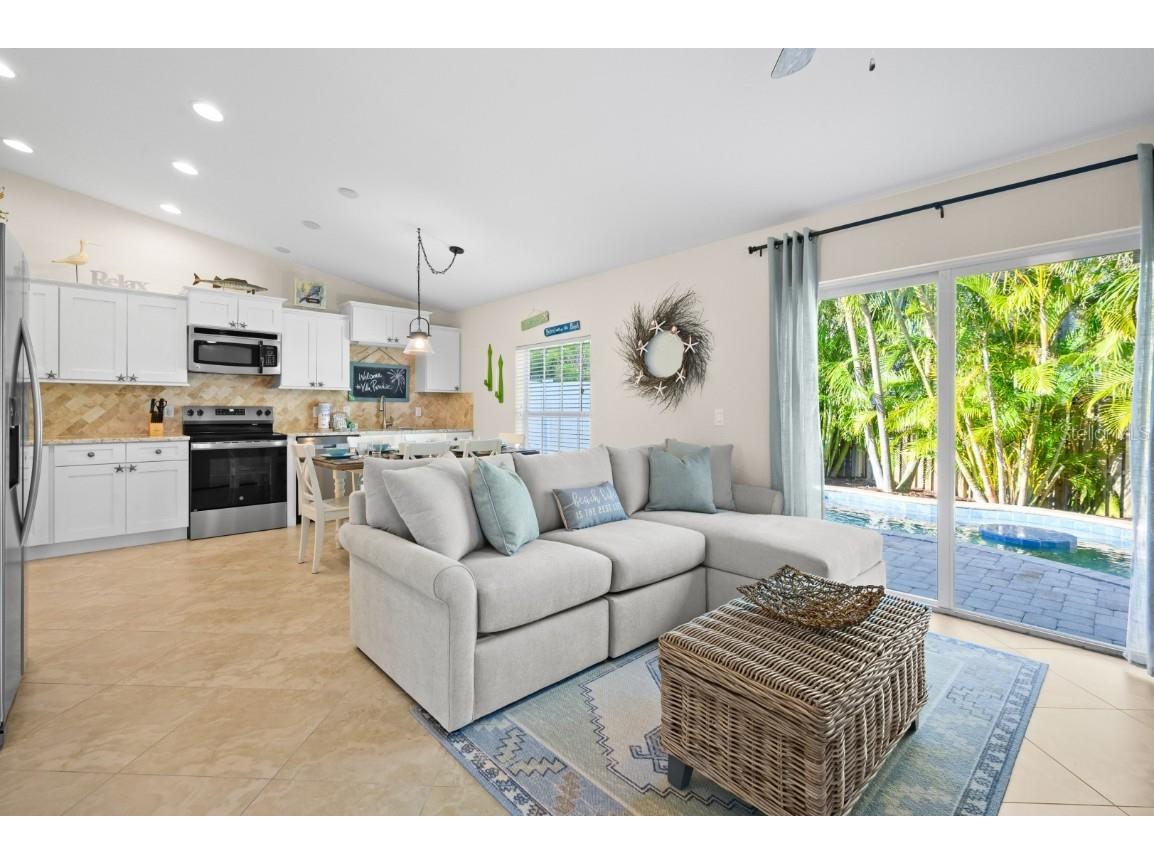 5608 Holmes Boulevard Holmes Beach FL 34217 A4645925 image7