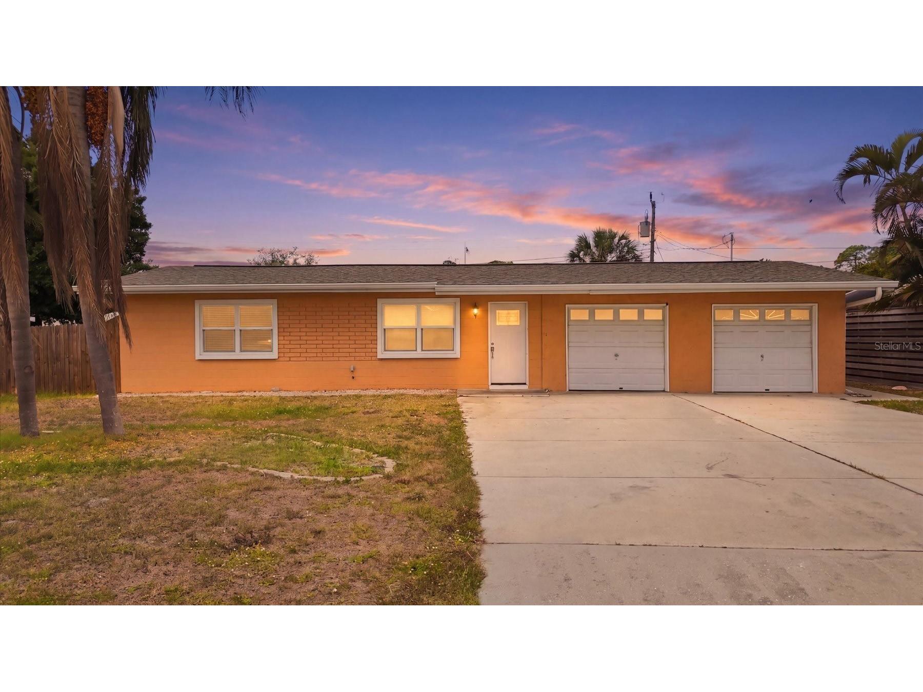 5608 Murdock Avenue Sarasota FL 34231 A4691209 image1