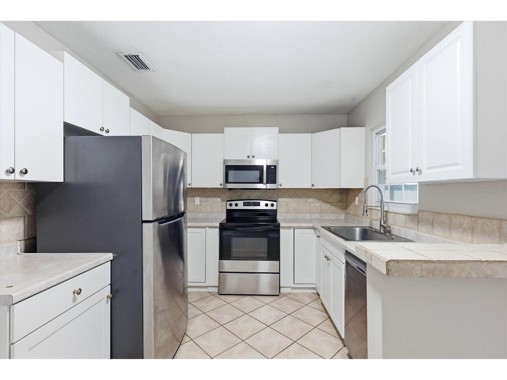 5608 Murdock Avenue Sarasota FL 34231 A4691209 image12