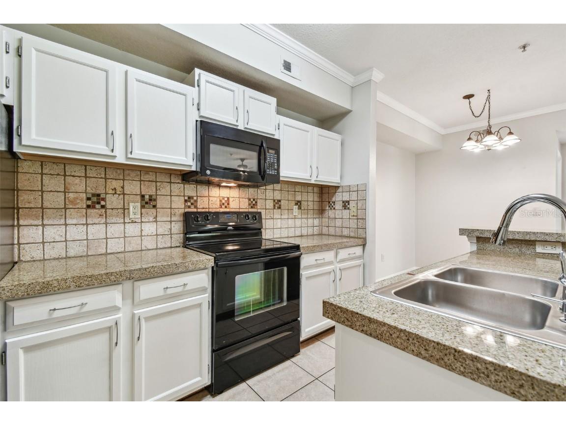 5608 Pinnacle Heights Circle #305 Tampa FL 33624 TB8307017 image2