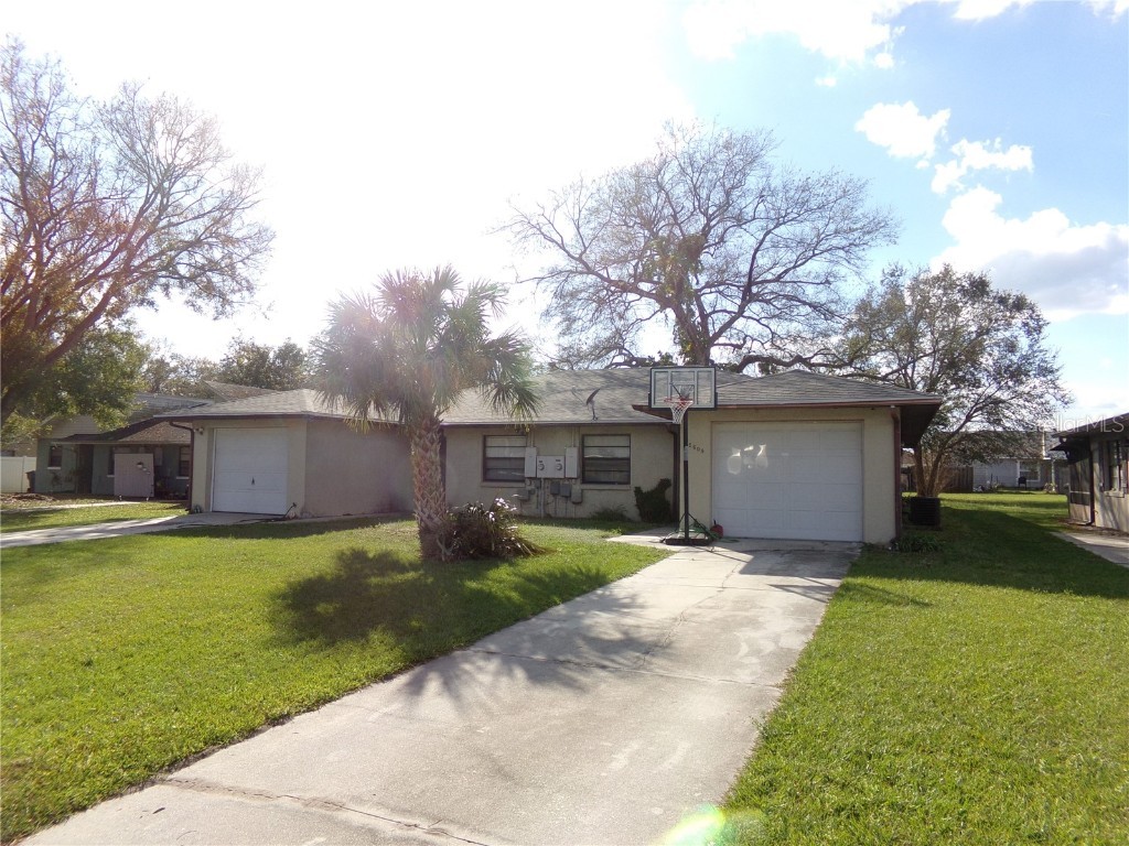 5609-5611 Struthers Court Winter Haven FL 33884 P4933670 image1
