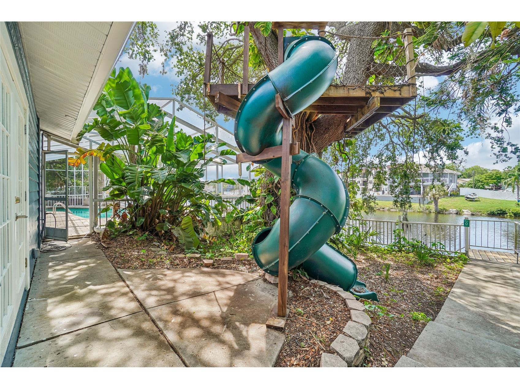 5609 Executive Drive New Port Richey FL 34652 O6399373 image60